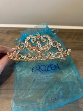Disney’s Frozen ❄️ Queen Elsa Crown From the Broadway Musical